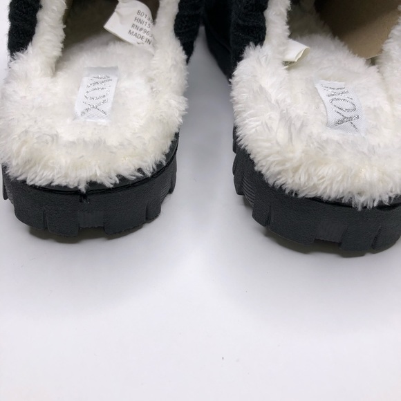 XOXO Black Cable Knit and White Faux Fur Mule Style Slippers Loungewear Sz S 5-6 - Picture 5 of 10